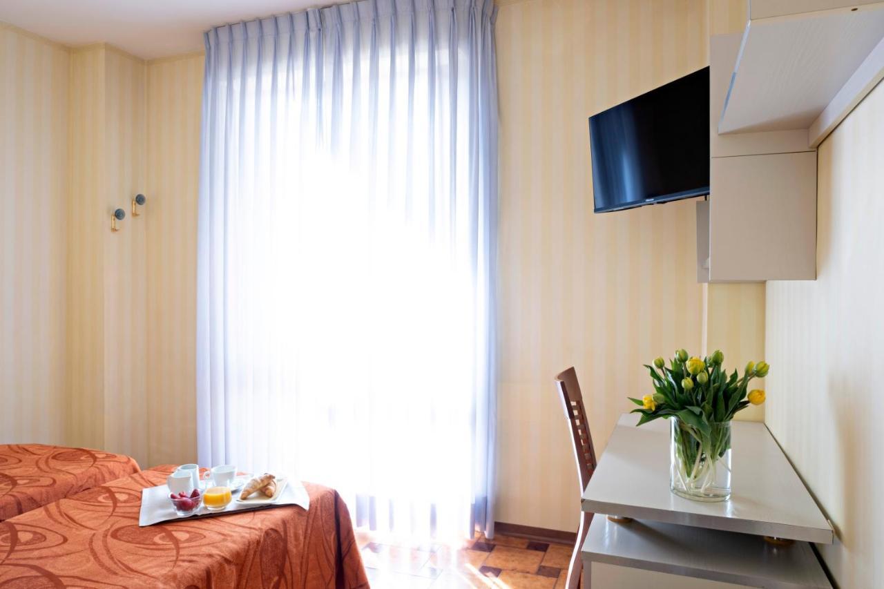Hotel Mirage Viareggio Dış mekan fotoğraf